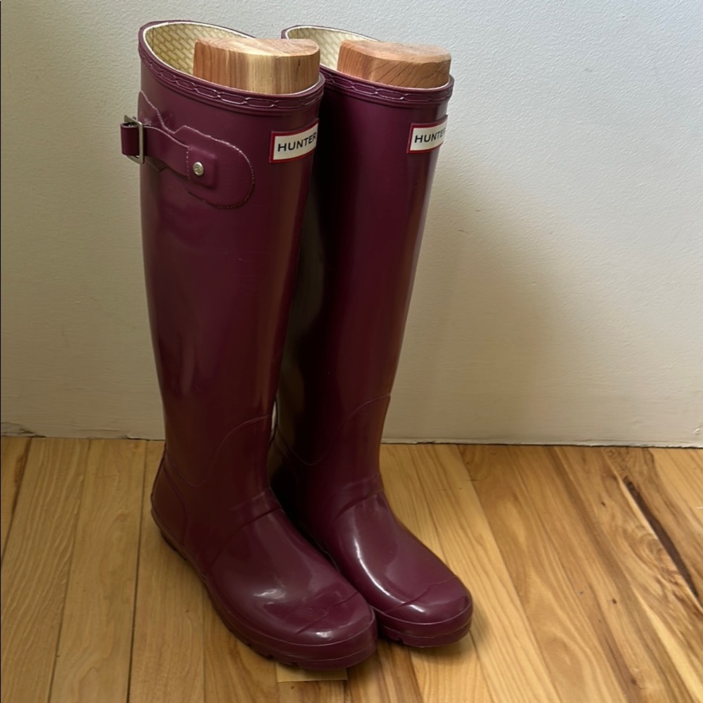Hunter Deep Purple Tall Boots